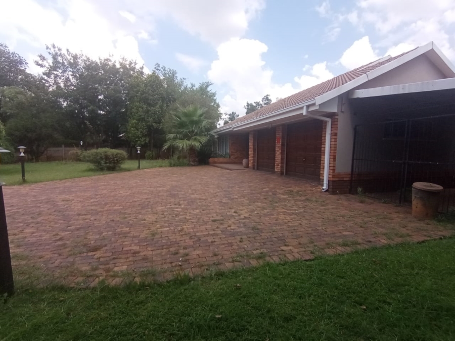 3 Bedroom Property for Sale in Three Rivers East Gauteng