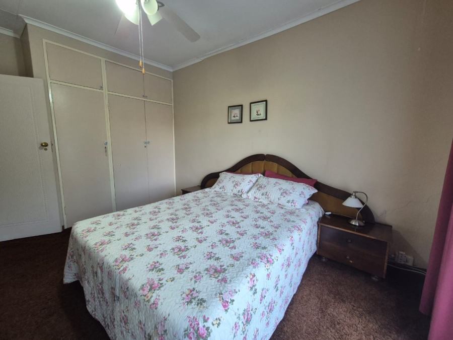 5 Bedroom Property for Sale in Van Der Merwes Kroon Gauteng