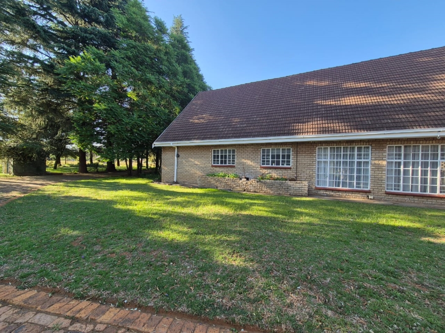 5 Bedroom Property for Sale in Van Der Merwes Kroon Gauteng