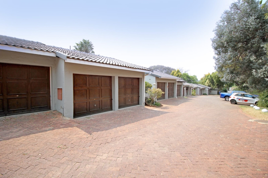 To Let 3 Bedroom Property for Rent in Strathavon Gauteng