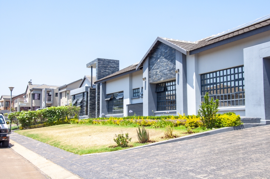 4 Bedroom Property for Sale in Eldo Village Estate Gauteng