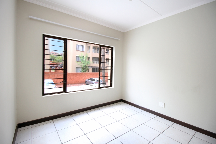 2 Bedroom Property for Sale in Sunninghill Gauteng