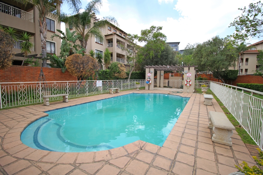 2 Bedroom Property for Sale in Sunninghill Gauteng