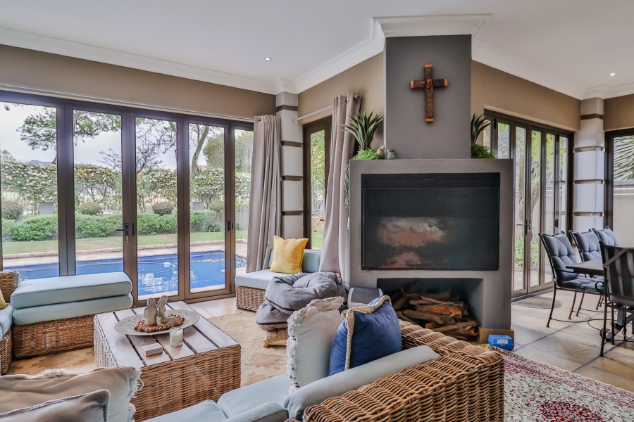 4 Bedroom Property for Sale in Blue Valley Golf Estate Gauteng