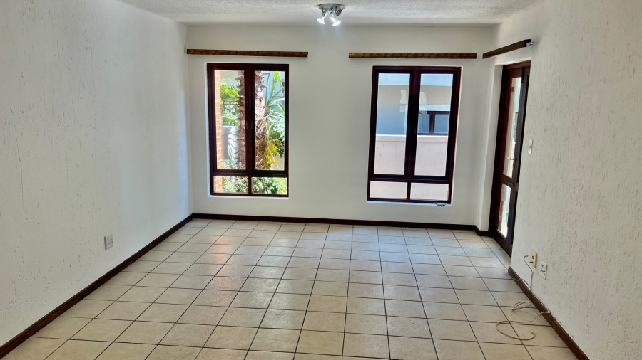 To Let 2 Bedroom Property for Rent in Broadacres Gauteng