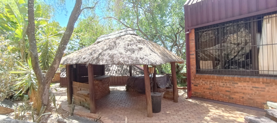 5 Bedroom Property for Sale in Wonderboom Gauteng