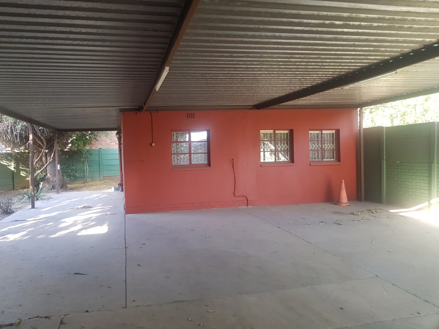 4 Bedroom Property for Sale in Capital Park Gauteng