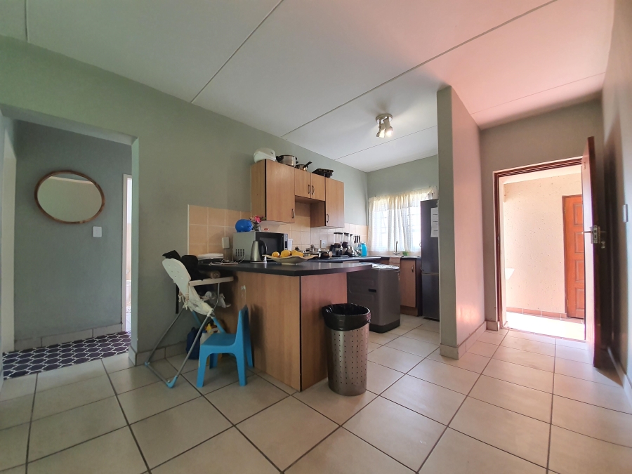 To Let 2 Bedroom Property for Rent in Albemarle Gauteng