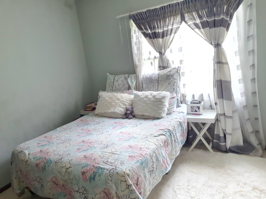 To Let 2 Bedroom Property for Rent in Albemarle Gauteng