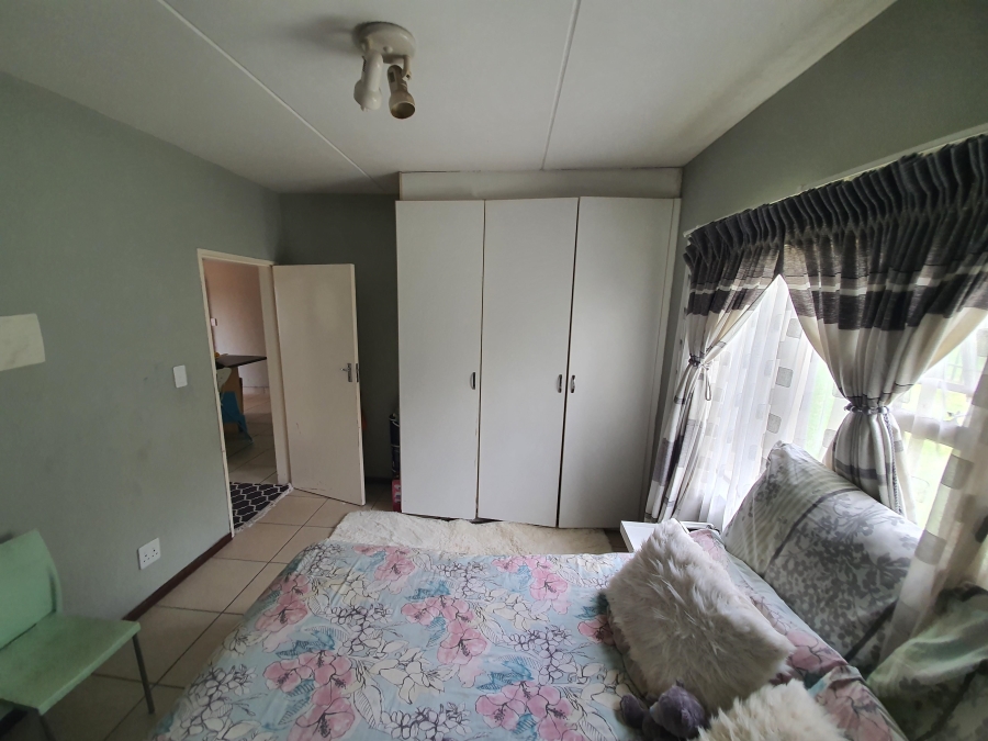 To Let 2 Bedroom Property for Rent in Albemarle Gauteng