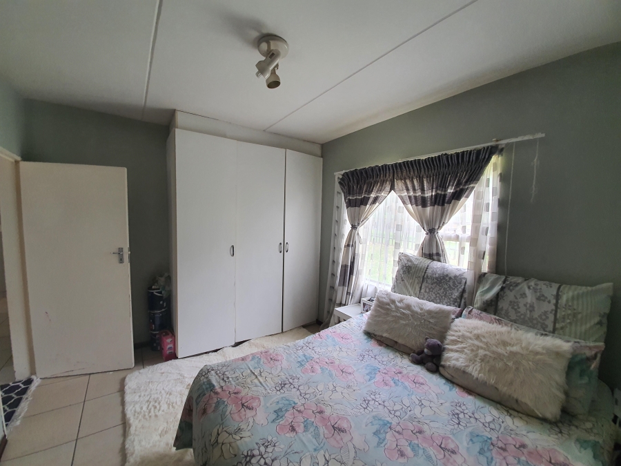 To Let 2 Bedroom Property for Rent in Albemarle Gauteng