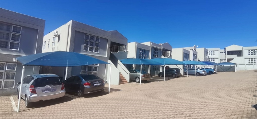 3 Bedroom Property for Sale in Oakdene Gauteng