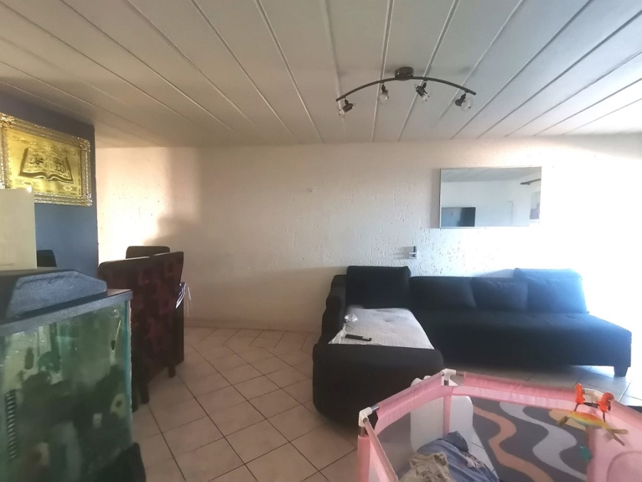 3 Bedroom Property for Sale in Oakdene Gauteng