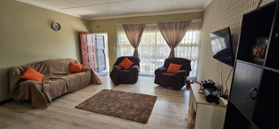 3 Bedroom Property for Sale in South Crest Gauteng