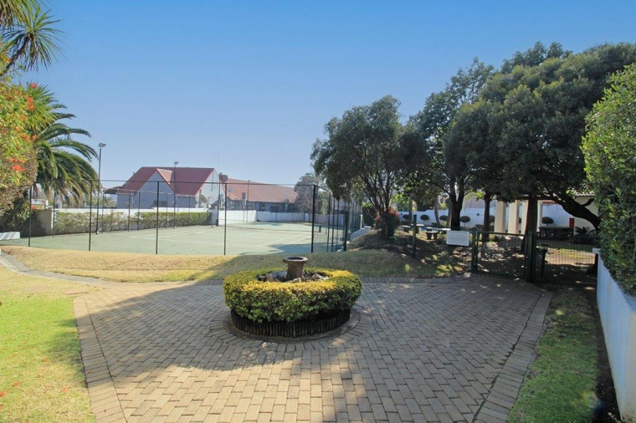 2 Bedroom Property for Sale in Marais Steyn Park Gauteng