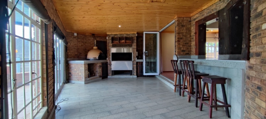 To Let 3 Bedroom Property for Rent in Rooihuiskraal Gauteng