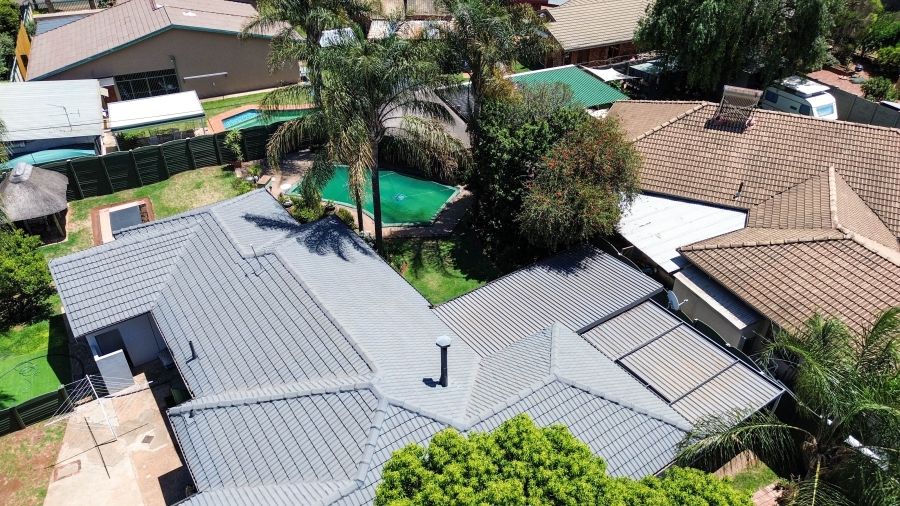 4 Bedroom Property for Sale in Doringkloof Gauteng