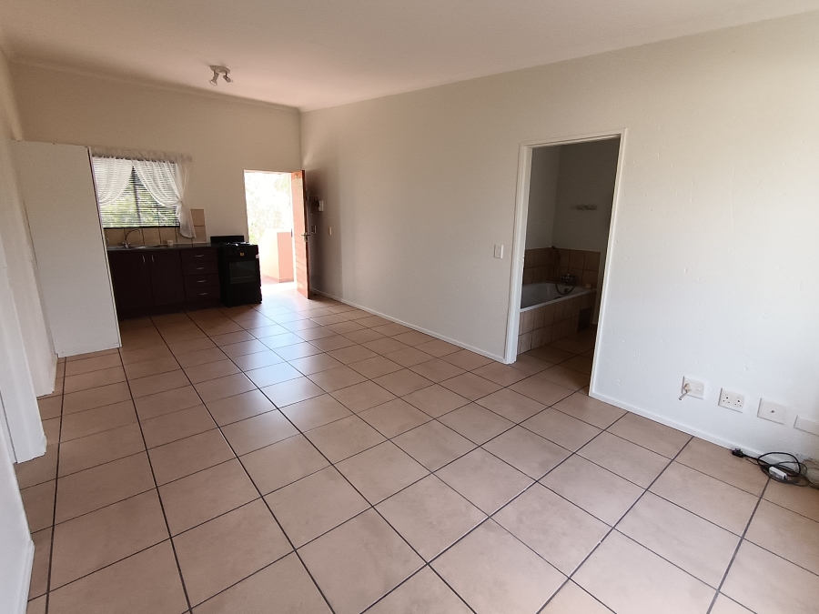 2 Bedroom Property for Sale in Norton Home Estate AH Gauteng