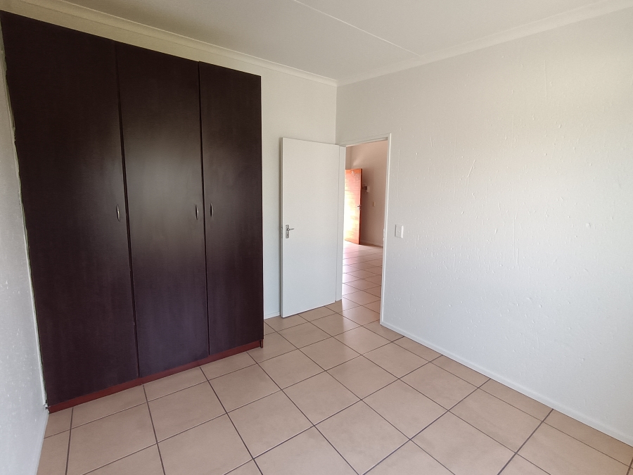 2 Bedroom Property for Sale in Norton Home Estate AH Gauteng