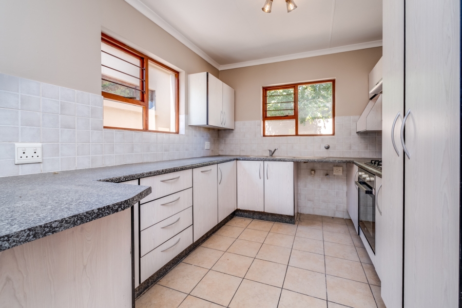 To Let 3 Bedroom Property for Rent in North Riding Gauteng