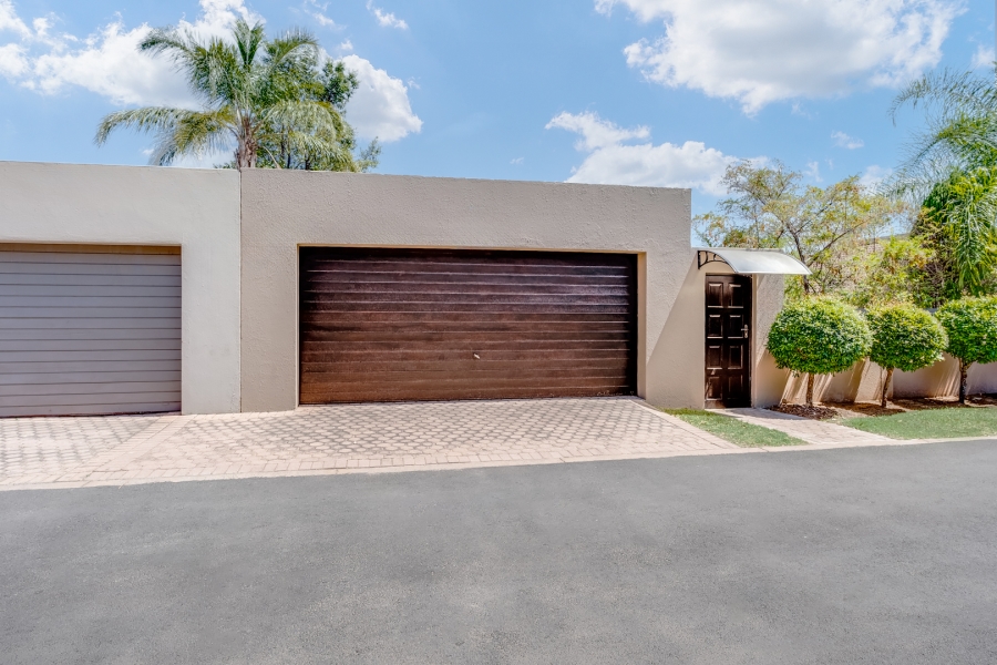 To Let 3 Bedroom Property for Rent in North Riding Gauteng