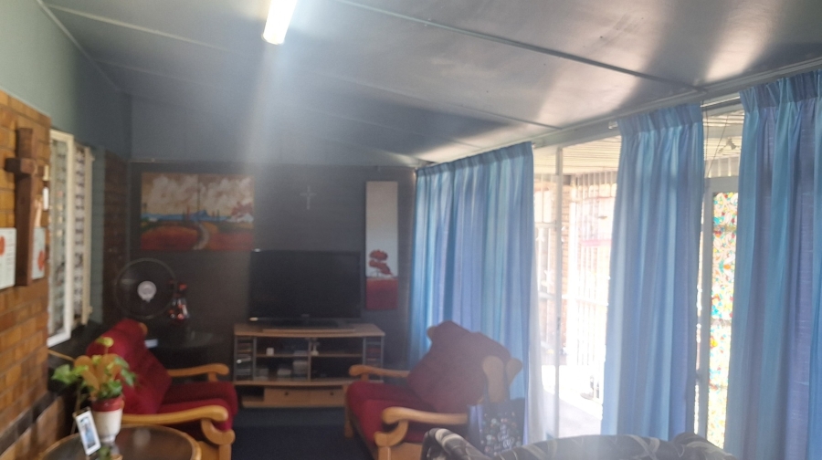 3 Bedroom Property for Sale in Nanescol Gauteng