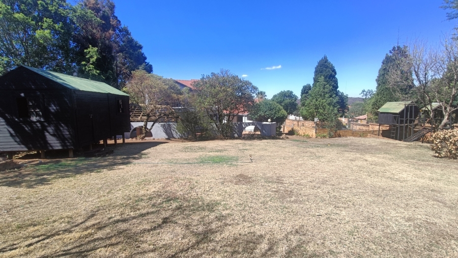 5 Bedroom Property for Sale in Mulbarton Gauteng