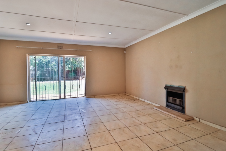 3 Bedroom Property for Sale in Northmead Gauteng