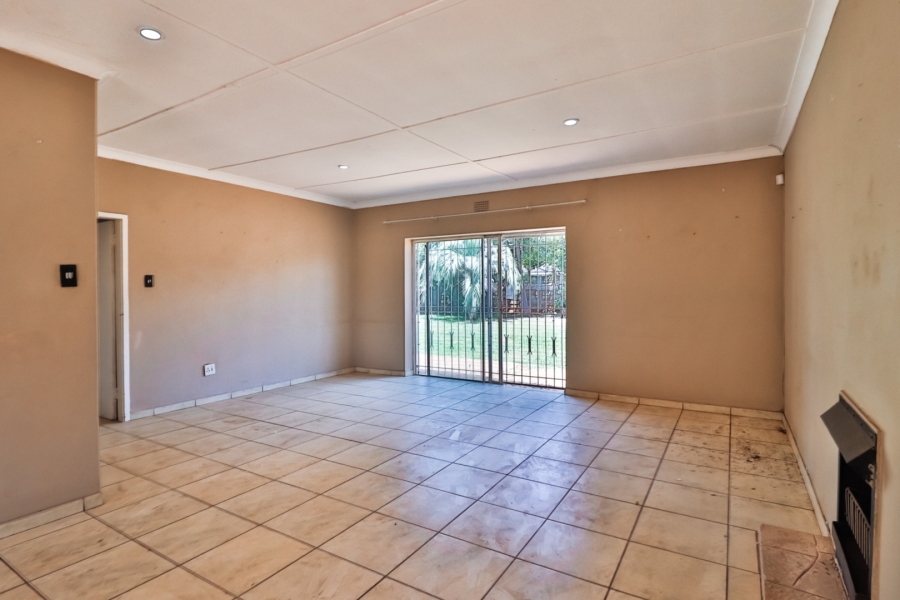 3 Bedroom Property for Sale in Northmead Gauteng