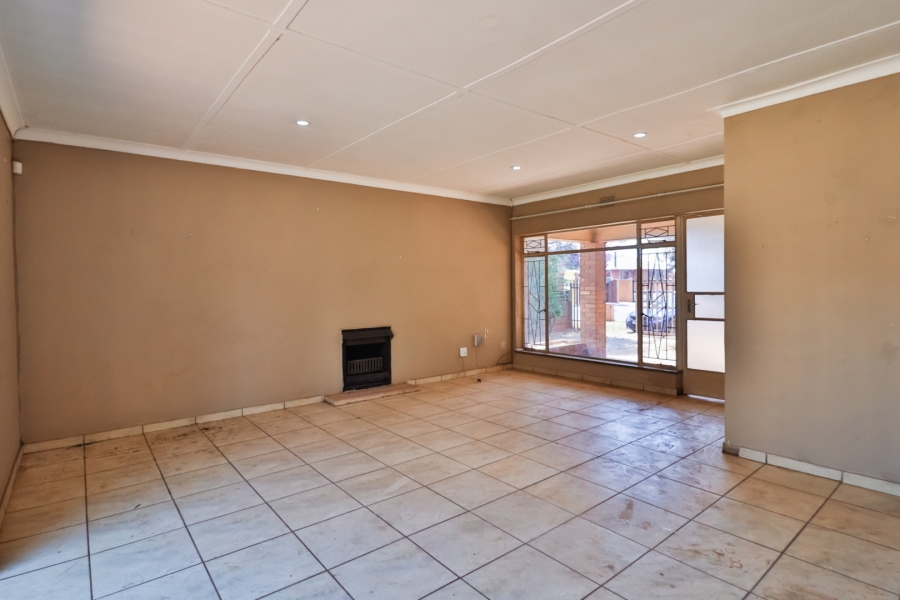 3 Bedroom Property for Sale in Northmead Gauteng