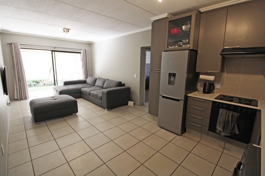 1 Bedroom Property for Sale in Bryanston Gauteng