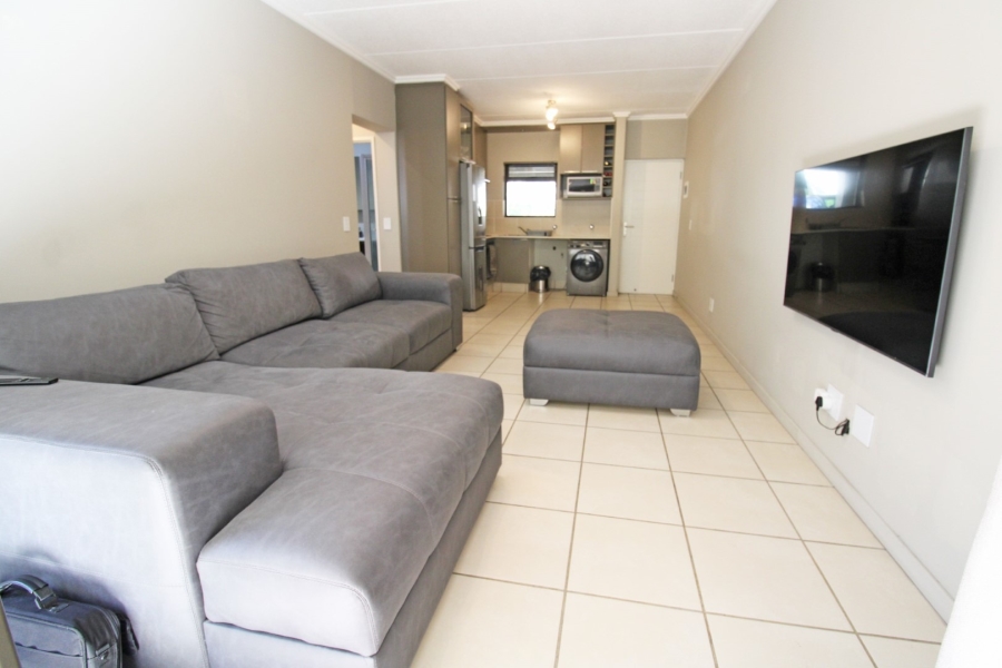 1 Bedroom Property for Sale in Bryanston Gauteng