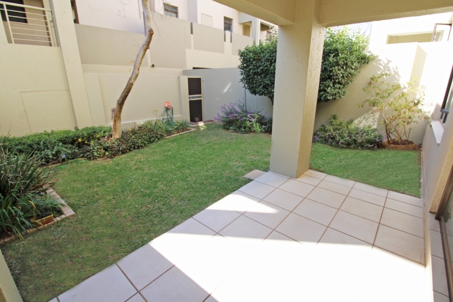 1 Bedroom Property for Sale in Bryanston Gauteng