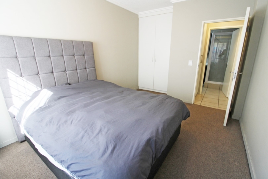 1 Bedroom Property for Sale in Bryanston Gauteng