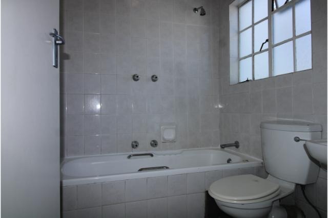 1 Bedroom Property for Sale in Magaliessig Gauteng