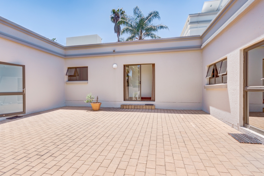 4 Bedroom Property for Sale in Kyalami Estates Gauteng