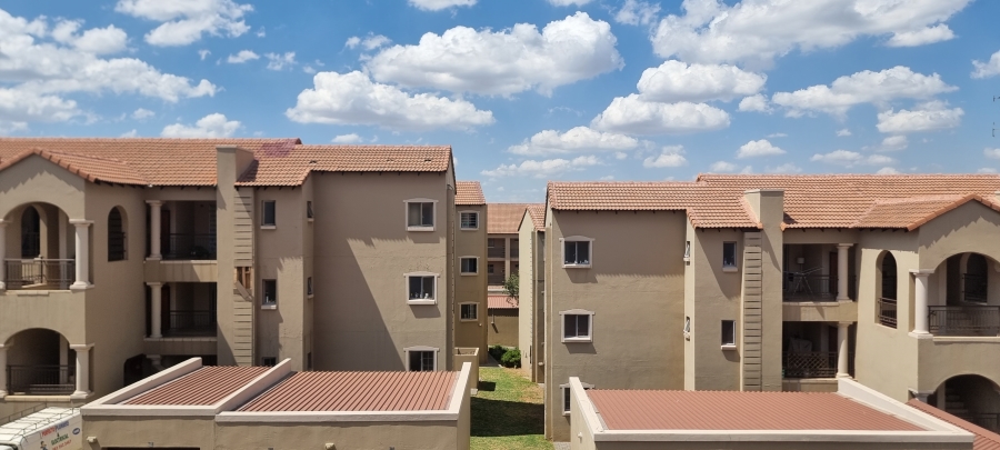 2 Bedroom Property for Sale in North Riding Gauteng