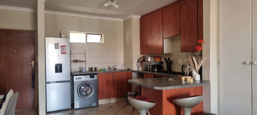 2 Bedroom Property for Sale in North Riding Gauteng