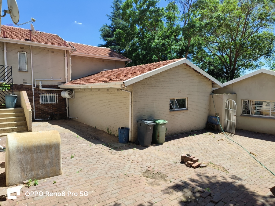 5 Bedroom Property for Sale in Atholl Gauteng