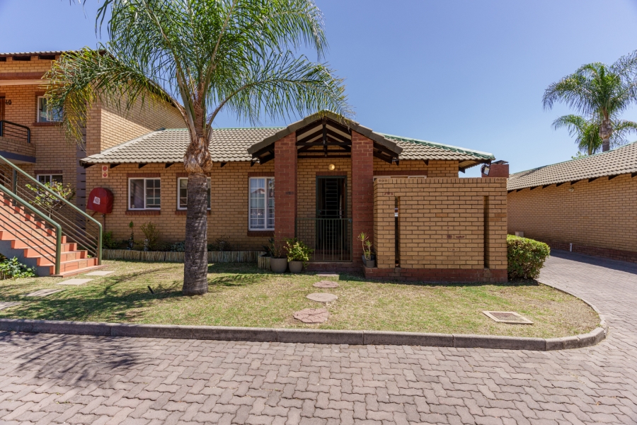 2 Bedroom Property for Sale in Moreleta Park Gauteng