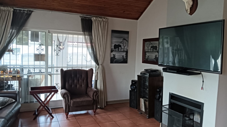 To Let 3 Bedroom Property for Rent in Edleen Gauteng