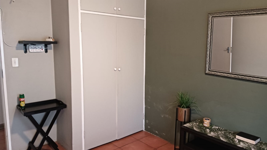 To Let 3 Bedroom Property for Rent in Edleen Gauteng