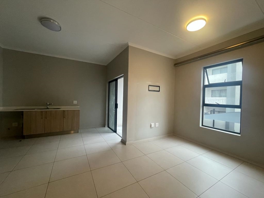 To Let 1 Bedroom Property for Rent in Noordwyk Gauteng