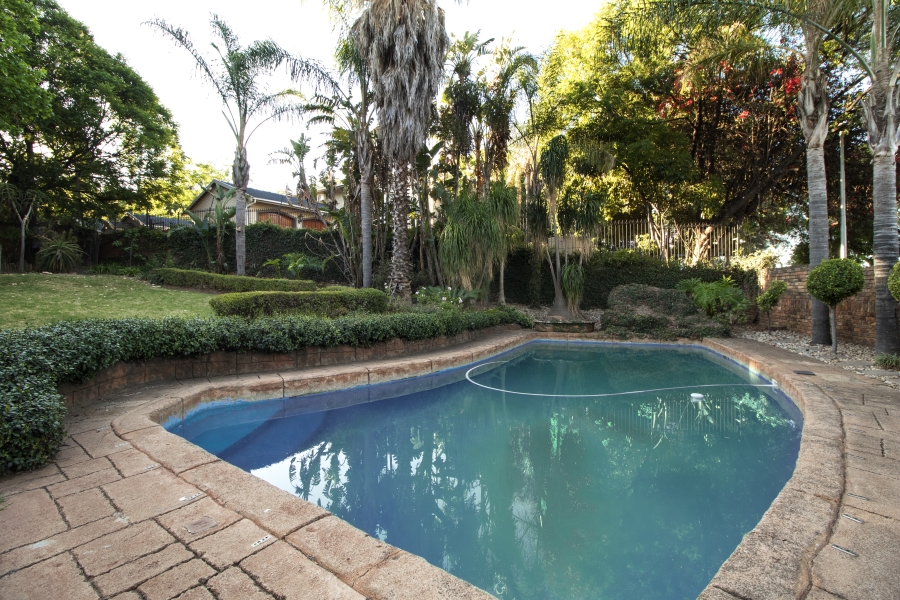 7 Bedroom Property for Sale in Waterkloof Park Gauteng