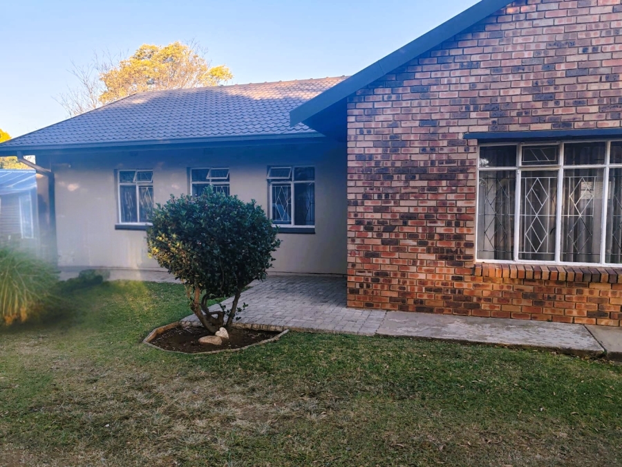 4 Bedroom Property for Sale in Vanderbijlpark SW 5 Gauteng