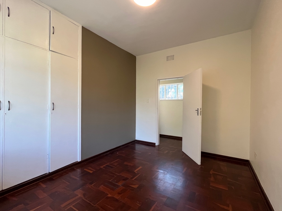 To Let 2 Bedroom Property for Rent in Linden Gauteng