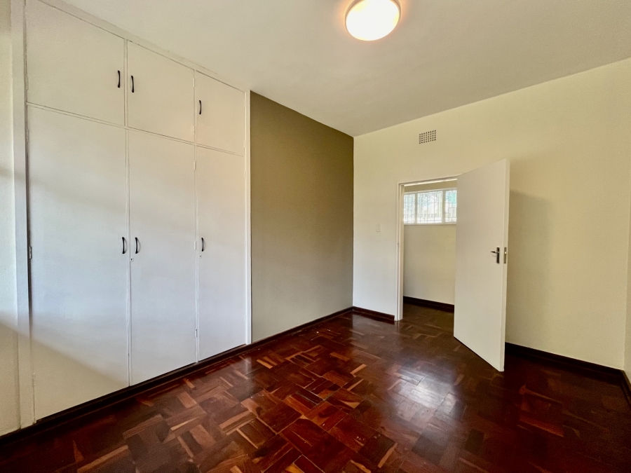 To Let 2 Bedroom Property for Rent in Linden Gauteng