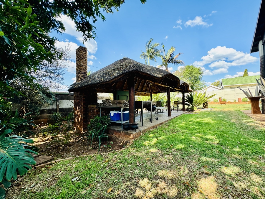 4 Bedroom Property for Sale in Wonderboom Gauteng