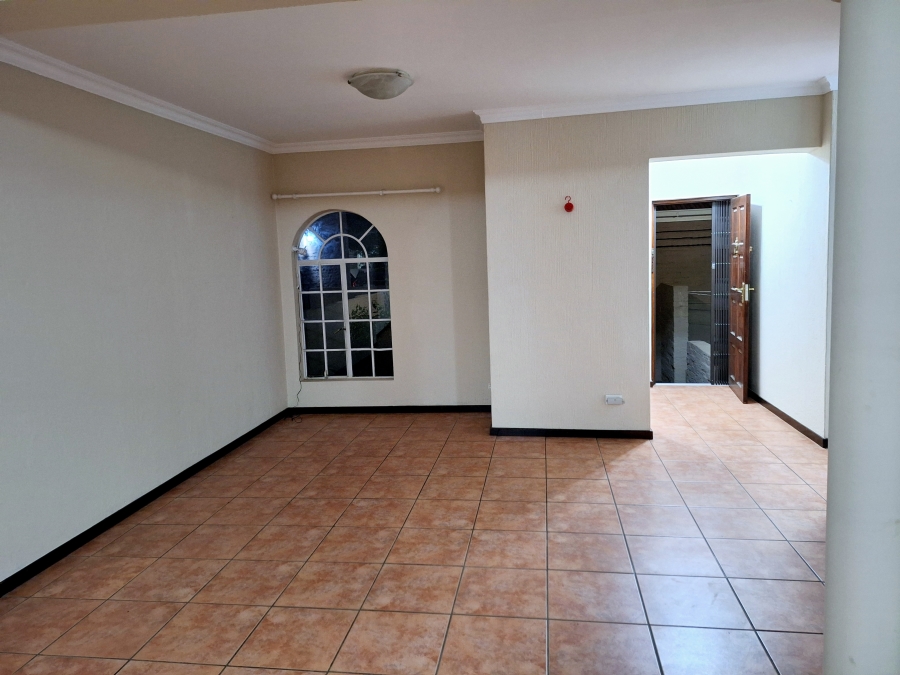 3 Bedroom Property for Sale in North Riding Gauteng