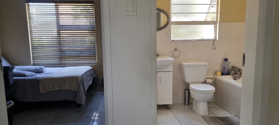 3 Bedroom Property for Sale in Weltevreden Park Gauteng